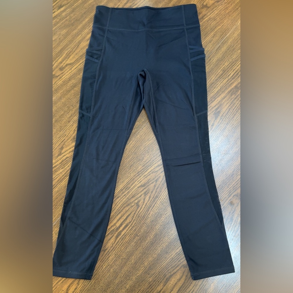 Fabletics Motion365 Black Performance Leggings Women’s Small
